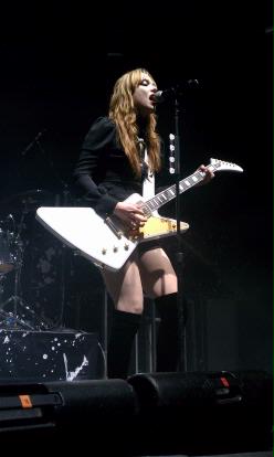 Halestorm live at Mass Chaos 2012 (Photo credit: Michael Cimaomo) Halestorm live at Mass Chaos 2012 (Photo credit: Michael Cimaomo)